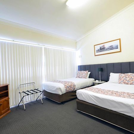 Boulevarde Motor Inn Wagga Wagga Esterno foto