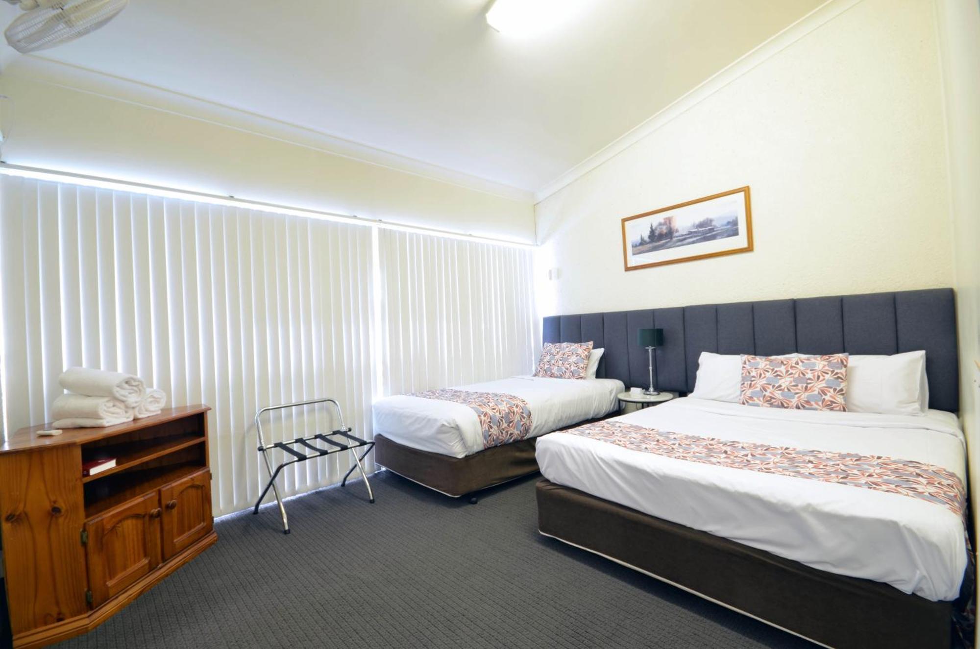 Boulevarde Motor Inn Wagga Wagga Esterno foto